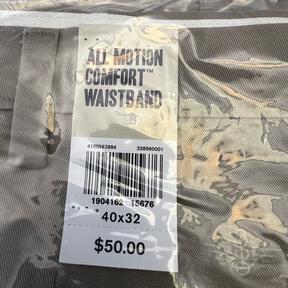 Dockers Men's Khaki Chinos - Picture 6 of 6